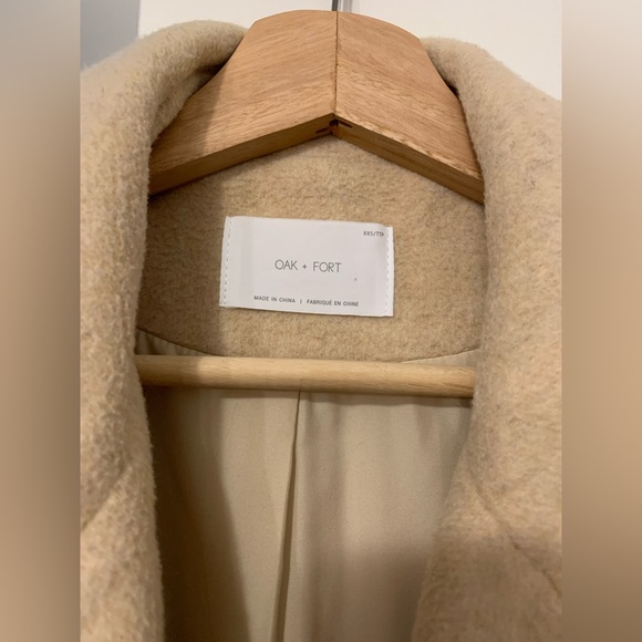 Oak and Fort Coat - Picture 2 of 5